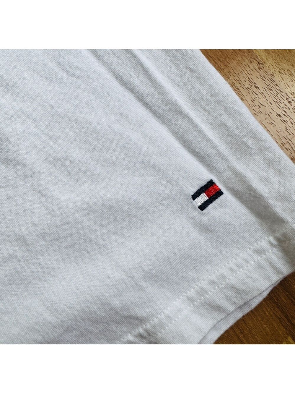 Tommy Hilfiger/Calvin Klein white V-neck men's T-shirt, bundle size XL